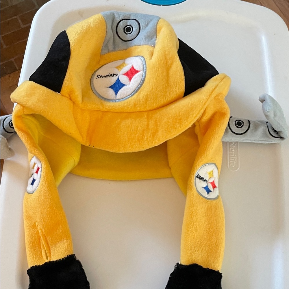 Steelers Yellow and Black Fleece Hat